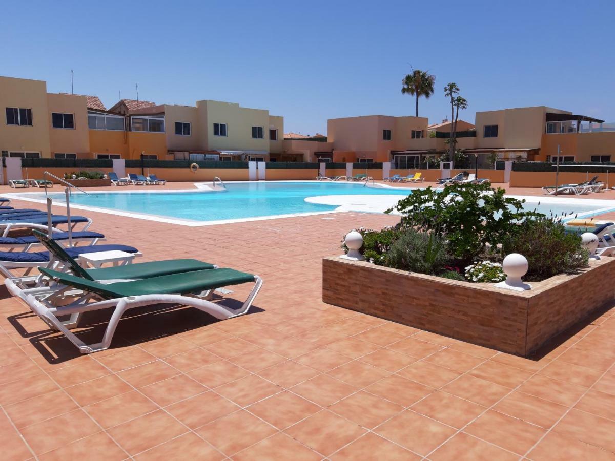 Holiday & Relax Corralejo Bagian luar foto