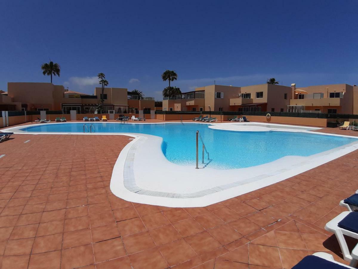 Holiday & Relax Corralejo Bagian luar foto